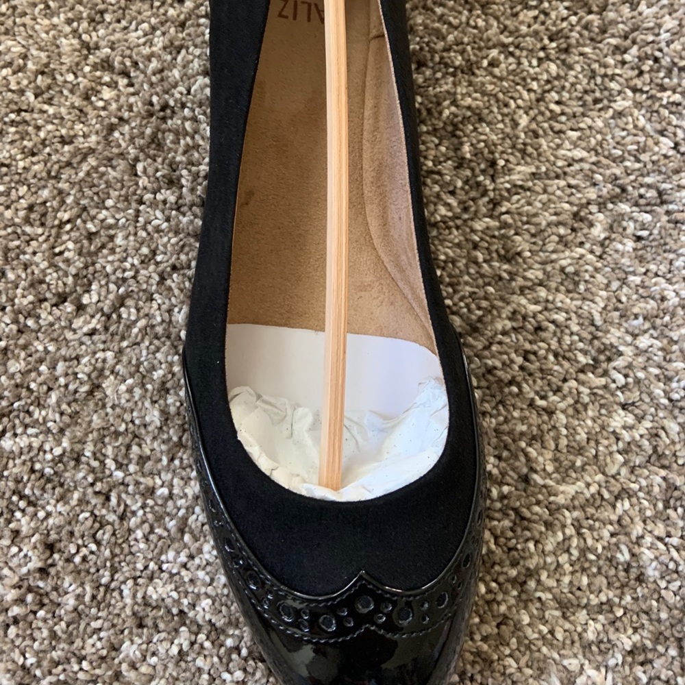 Black Flats shoes